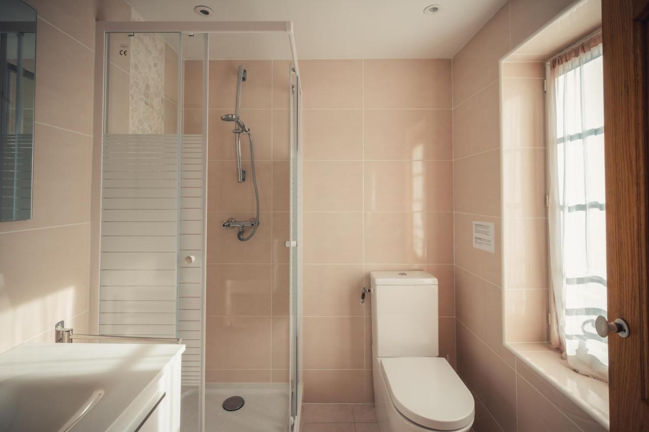 Bastide Du Bau Reddoun, Chambres D'Hotes, Maison D'Artiste En Provence 칼리앙 외부 사진