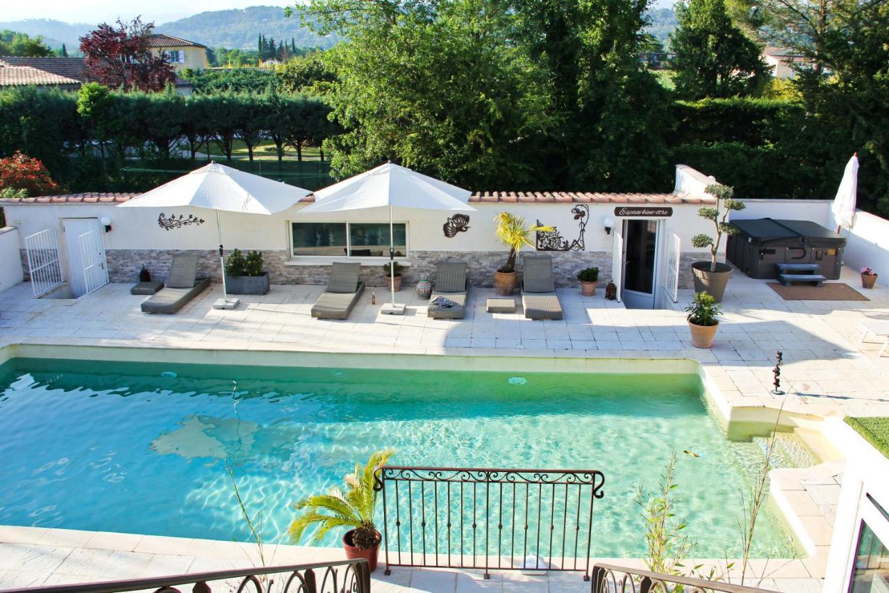 Bastide Du Bau Reddoun, Chambres D'Hotes, Maison D'Artiste En Provence 칼리앙 외부 사진